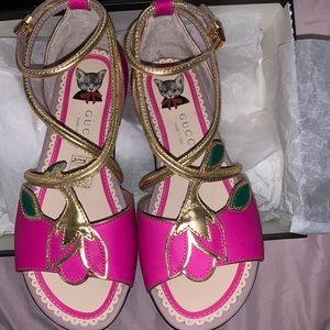 gucci sandals